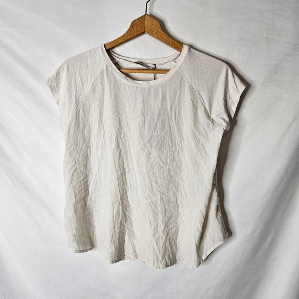 Lola and Sophie Scoop Neck Tshirt in Cloud sz M NWT